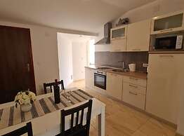 Apartments Josip