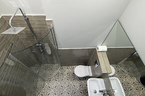 Barbacan Suites by Upstairs