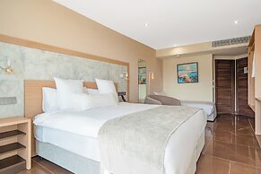 Reef Hotel & Spa