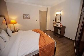 Zayed Hotel & Restaurant