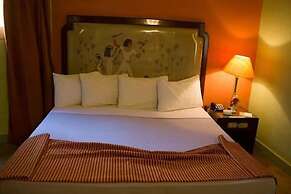 Zayed Hotel & Restaurant