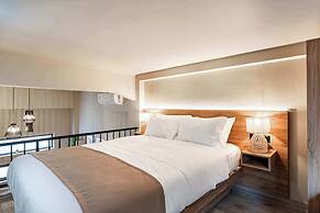 Noemi City Lofts