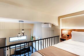 Noemi City Lofts