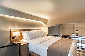 Noemi City Lofts