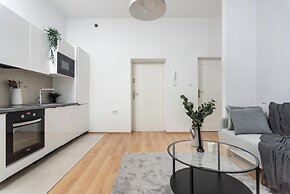 Modern  Apartments  by Upstairs