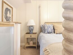 6 Rose Cottage