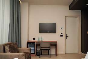 Diamar Suites