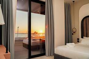 Diamar Suites