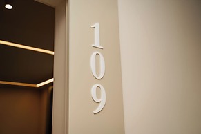 Diamar Suites