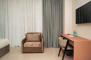 Diamar Suites