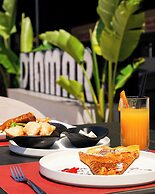 Diamar Suites