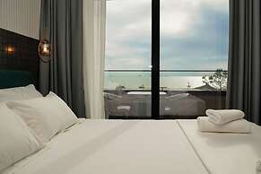 Diamar Suites