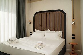 Diamar Suites