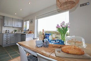 Coastman's Nest