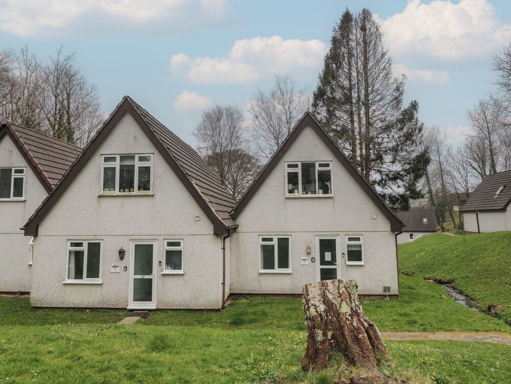 Valley Lodge 38