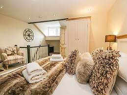 Nutkin Cottage