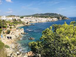 Apartment in Llafranc Near Sandy Beach