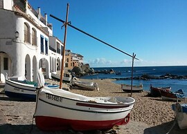 Apartment in Llafranc Near Sandy Beach