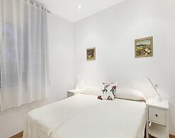 Apartment in Llafranc Near Sandy Beach