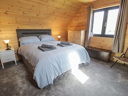 Sunset Lodge 5