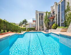 Apartment in Spain Near Sandy Beach
