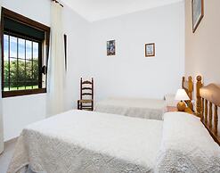 Villa in Costa Brava With Pool Near Beach