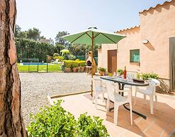 Villa in Costa Brava With Pool Near Beach