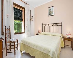 Villa in Costa Brava With Pool Near Beach
