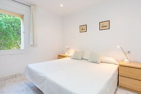 Pet-friendly Apartment Near Beach