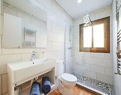 Cozy Villa for 10 Persons