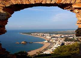 Cozy Villa for 10 Persons
