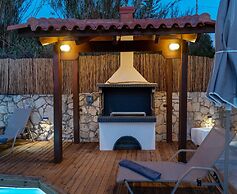 Villa in Sfakaki With Pool Near Beach