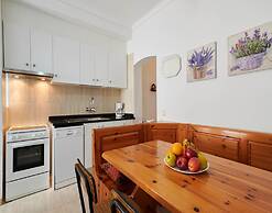 Apartment by the Beach in Spain's Costa Brava