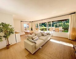 Apartment in Calella With Waterfront Views