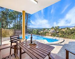Villa in Lloret de Mar With Private Pool