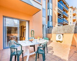 Villa in Lloret de Mar With Private Pool