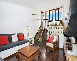 3-bedroom Villa With Pool and Parking