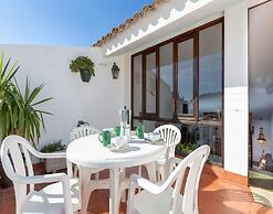 3-bedroom Villa With Pool and Parking