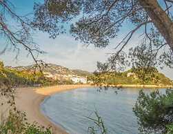 Quiet Villa With Private Pool in Videres