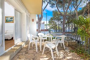 Apartment in Llafranc Near Serene Beach