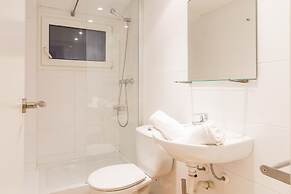 Apartment in Llafranc Near Serene Beach