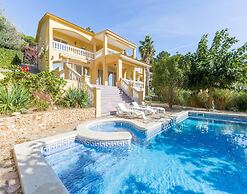 Stunning Villa in Lloret de Mar