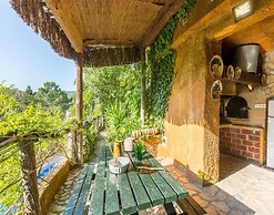 4 Bedroom House With Private Pool