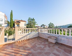 4 Bedroom House With Private Pool