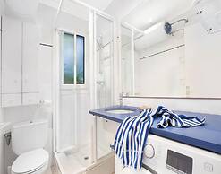 Apartment With Shared Pool for 4 People