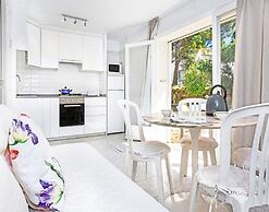 Apartment in Llafranc Near Sandy Beach
