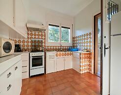 Apartment in Llafranc Near Sandy Beach