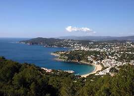 Apartment in Llafranc Near Sandy Beach