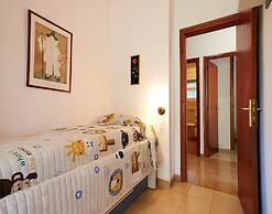 Apartment in Llafranc Near Sandy Beach