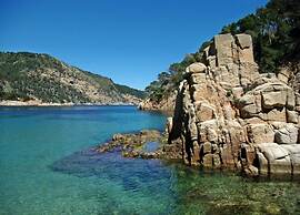 Apartment in Llafranc Near Sandy Beach